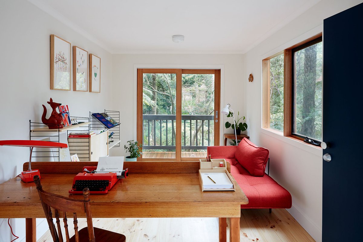 creativespaces's tweet photo. It's @jackywinter #residency time again! Buckle down to #creative work in a country retreat w local #designer decor https://t.co/HbM6LzAvd2 https://t.co/tkwm4zWlZo