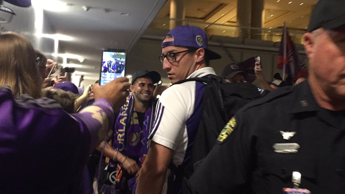 AlyssaMK15's tweet photo. My day started with #DomWatch2017 and ended @MCO with #WelcomeHomeDom Great day for @OrlandoCitySC !! https://t.co/hB4SeJoooF