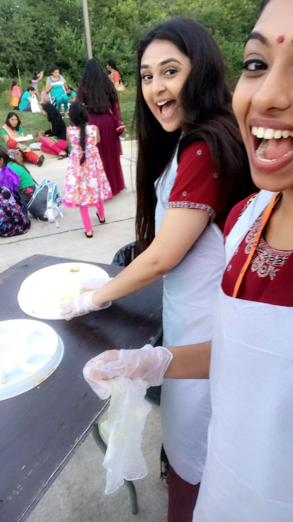 aneri1208's tweet photo. @BintiDesai Miss you, papi 💕 https://t.co/QOOiHDPwW4