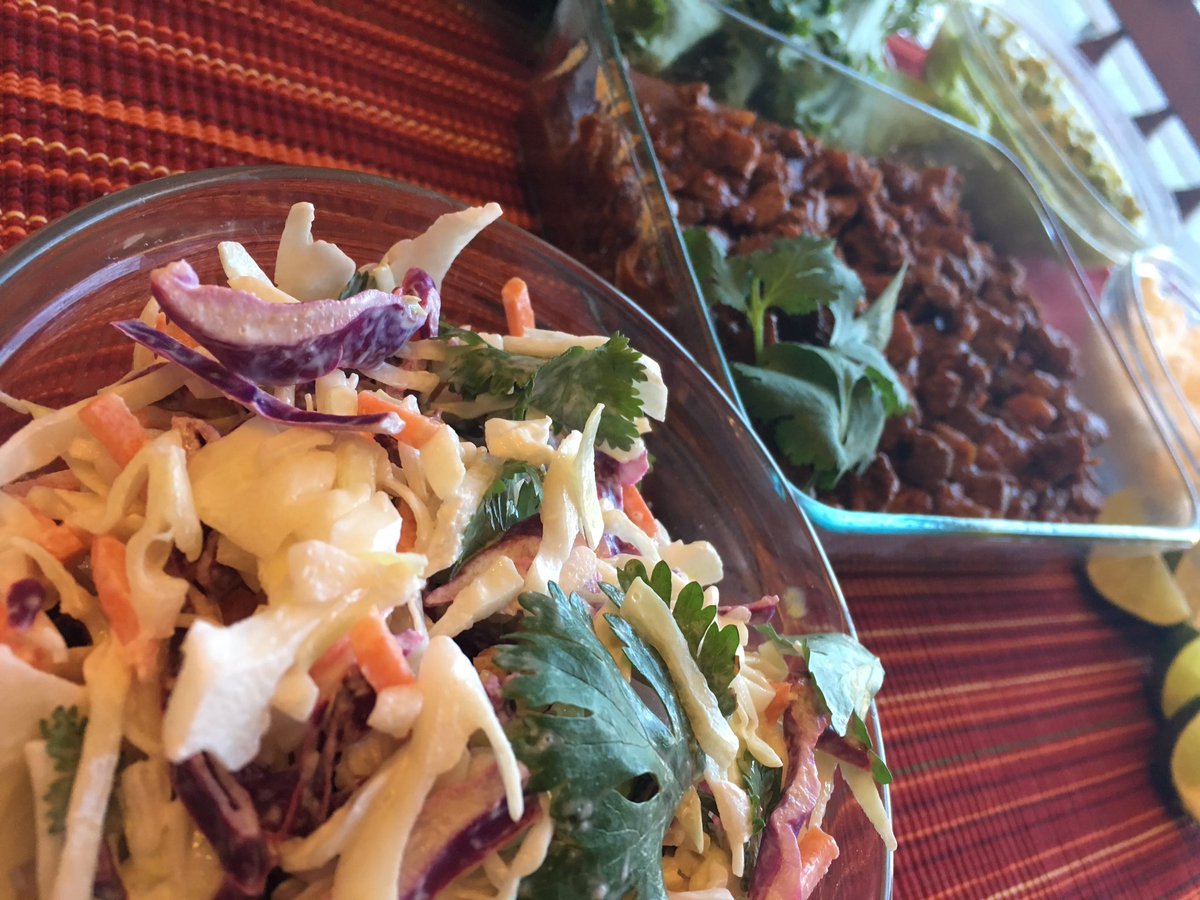 shiitakehppns's tweet photo. Thanks @HEB for the help tonight! Your pork is making abuelitas everywhere sweat! #nostoredoesmore #foodies #alpastor https://t.co/HcPM1Mhv8D