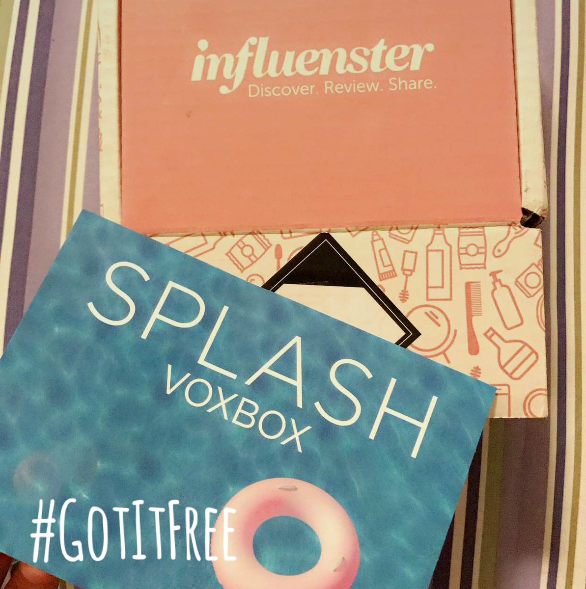 evellynoliver's tweet photo. Thanks again Influenster! @influenster #SplashVoxBox #contest *I received it for free! https://t.co/VDDScQHR3g