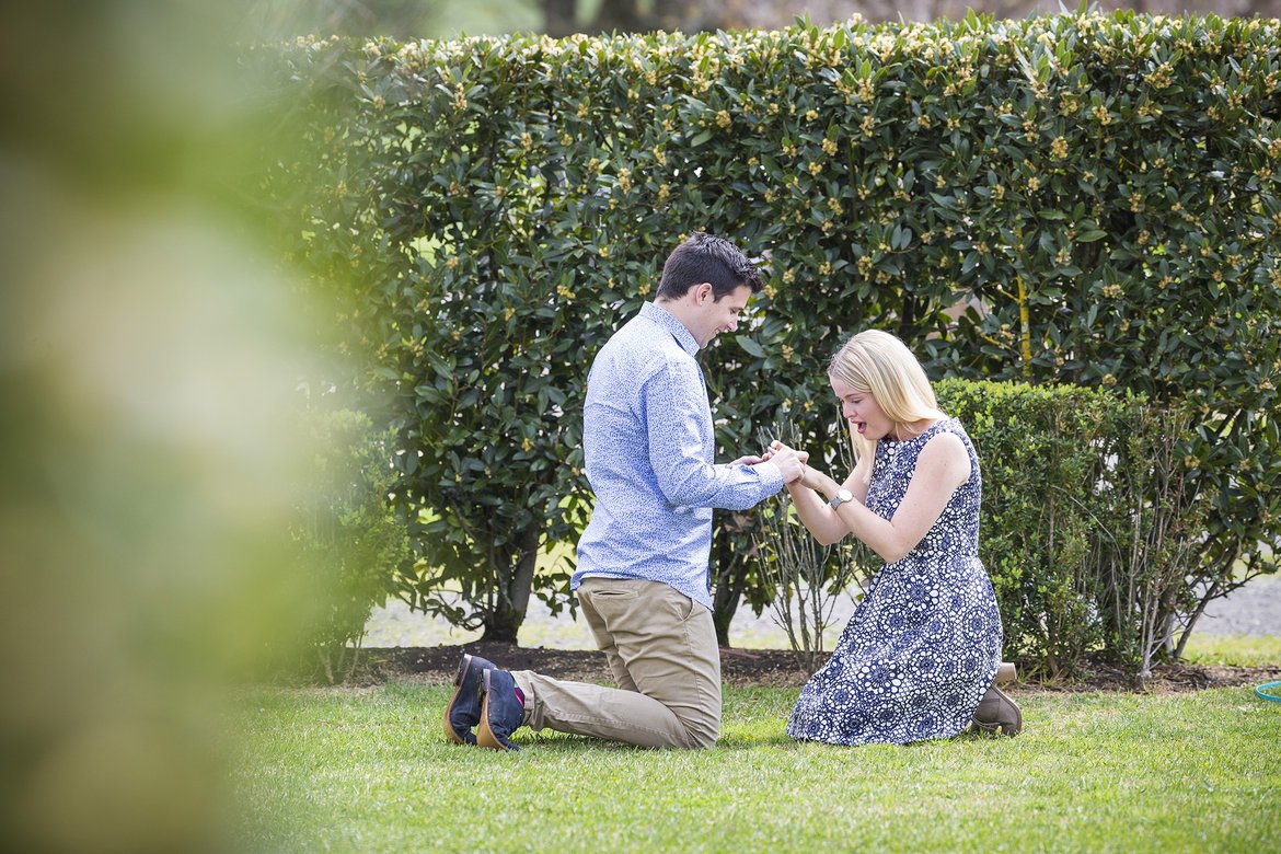 10 not-so-fun wedding tasks you should do early on: ow.ly/zq6530dUyLv