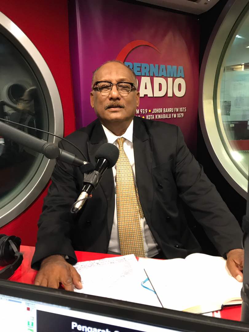 Bernama_Radio's tweet photo. #BernamaRadio #BankAnda #CBP
Topik: Co-opbank Persatuan, Bank Koperasi Berprestij
Tetamu: Pengerusi Co-opbank Persatuan, Haji Kamari Zaman https://t.co/0i2rNOzwGx