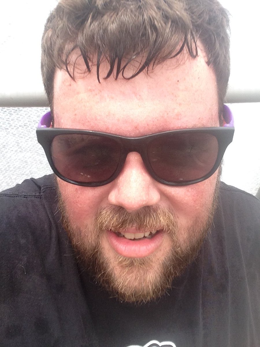 Working hard in the #greenhouse #medicalmarijuana #bigdaddysedibles #420 #edibles #hash #cannabis #710 #oakland