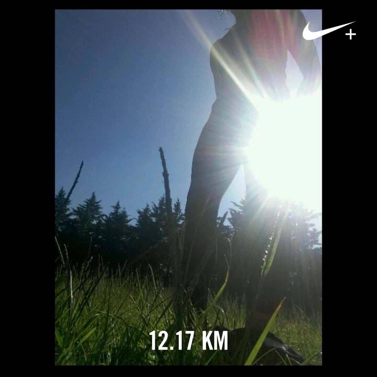 alarcon_nora's tweet photo. De regreso a las series 2×3000 y kms extras. La disciplina es el puente entre #metasylogros #YoElegiCorrer 😉😁 https://t.co/Jg3ZtkwxOh