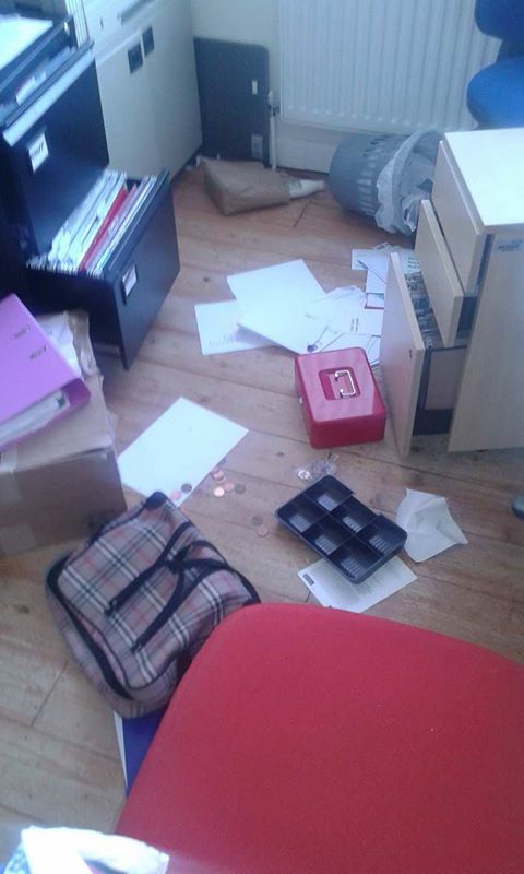 ChronandEcho's tweet photo. 'It's pure evil': Cruel raiders ransacked children's cancer charity offices in Northamptonshire: https://t.co/tdVvLNMQJq https://t.co/kzCGZT9IT8