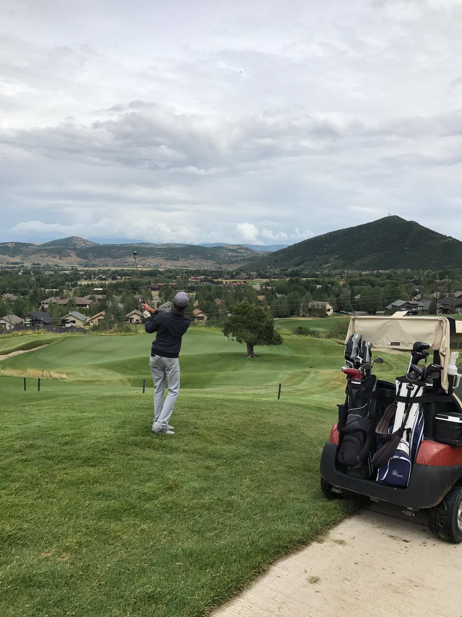 Greggyboi13's tweet photo. Second shot into a par 5.......60 yardsπππΌπ₯ #EasyEagle https://t.co/7RNDeENaD2