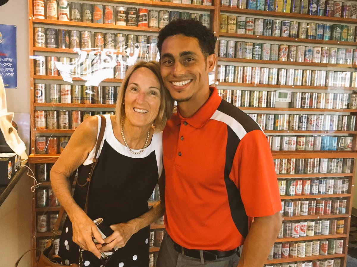herbiesmith4's tweet photo. #LEAP w/ @ilearnem has been one of the most rewarding experiences in my professional career. Thanks to @kdholt for challenging us! https://t.co/YEULJ1Q2gG