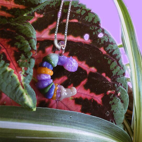 CONESCollective's tweet photo. Cones glass pendants available this online Sunday 🍬7/30/17 🍭
#conespastelsweets #connect2create #keeponeconed https://t.co/97tRdNMhFH