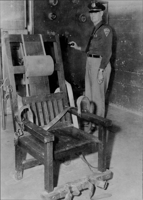 Пытка электрическим стулом. Old Sparky электрический стул. Эдвин Дэвис, электрический стул.