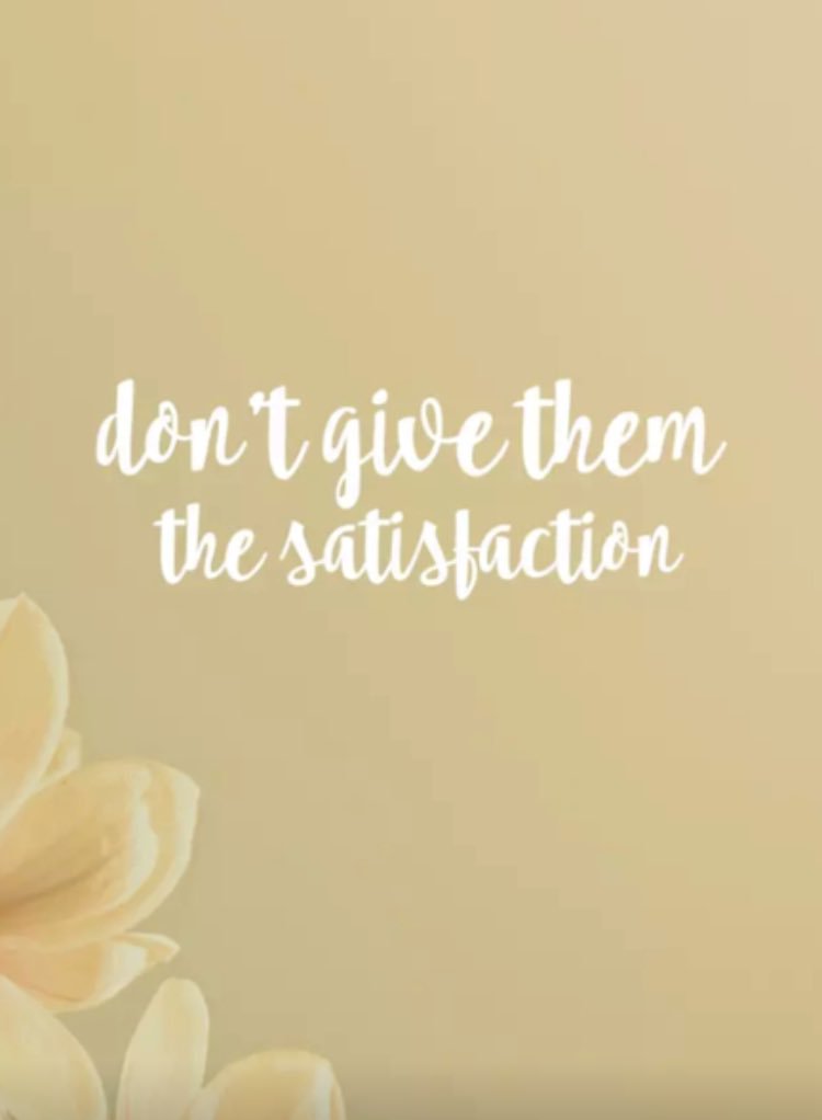 Just_BePositive's tweet photo. When someone isn't treating you right &amp; you feel like you want to fight back, remember this: https://t.co/dEitE3C5BU