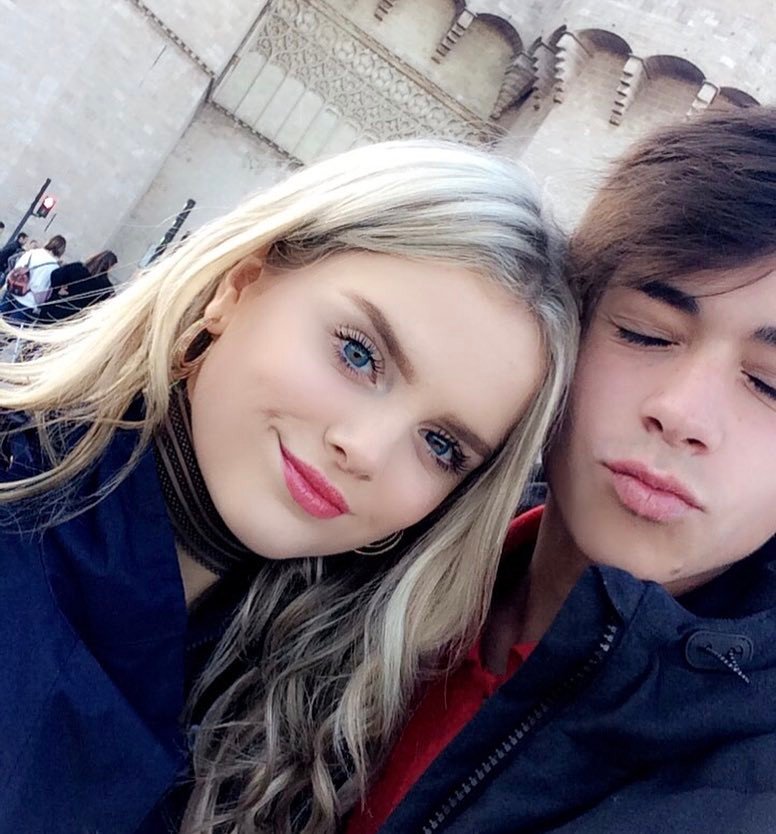 miamodel_'s tweet photo. I love you the best brother https://t.co/iWwqEiCXxZ