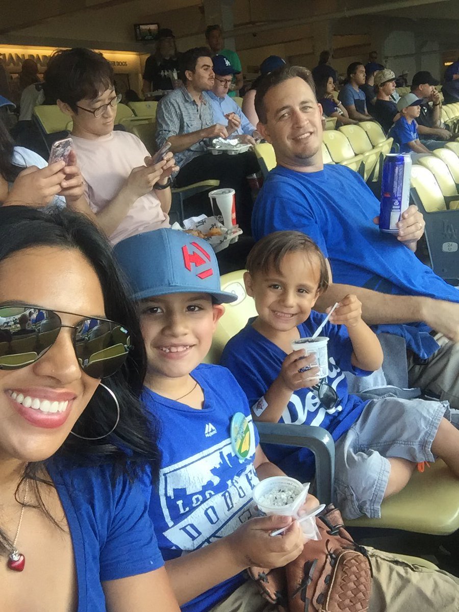 MomsAndBeyond's tweet photo. Their first #Dodger game!! #MLBMemoryBank #LosAngelesDodgers #FirstDodgerGame โค๏ธL https://t.co/IrAjPF7lU3