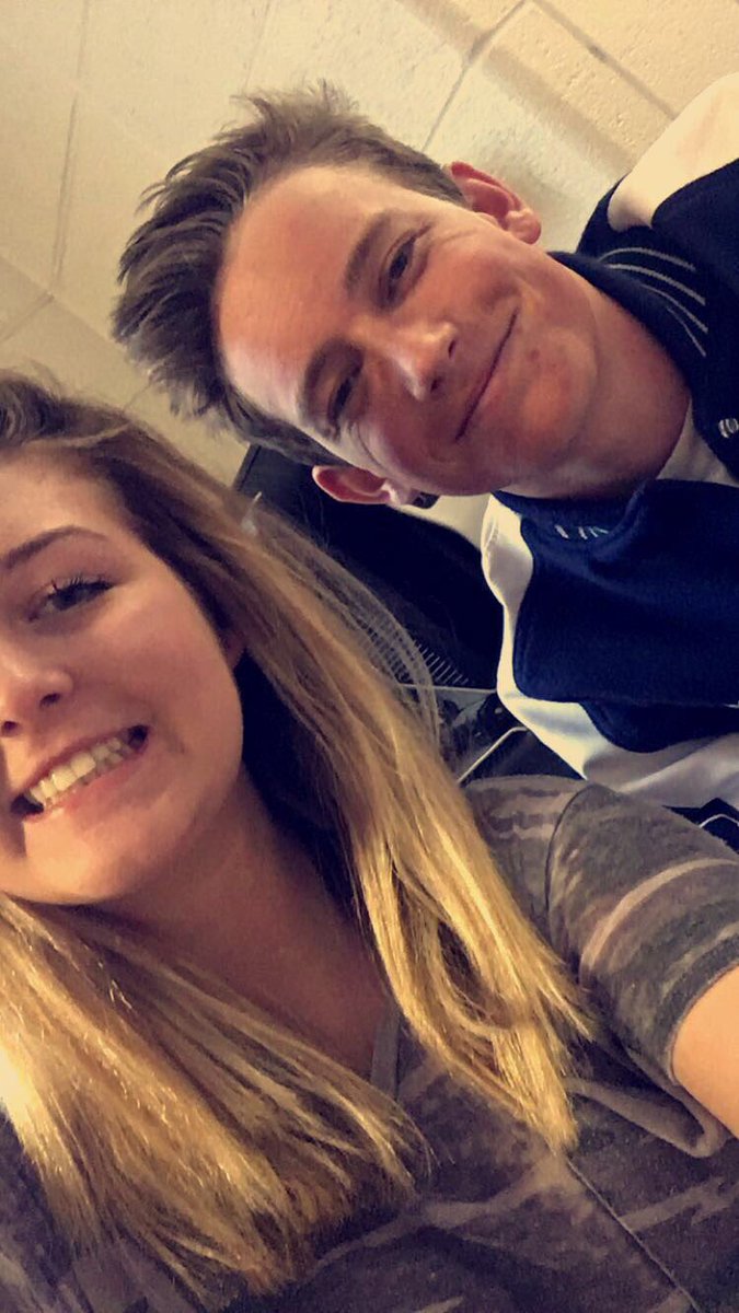 katikelleyy's tweet photo. happy 17th to the one and only @RyanDodds13 !!!! Thx for being my bff and for always giving me a hard time. Luv u forever #freshmore;) 🤘🏽🤘🏽 https://t.co/d2YL7sw0Wk