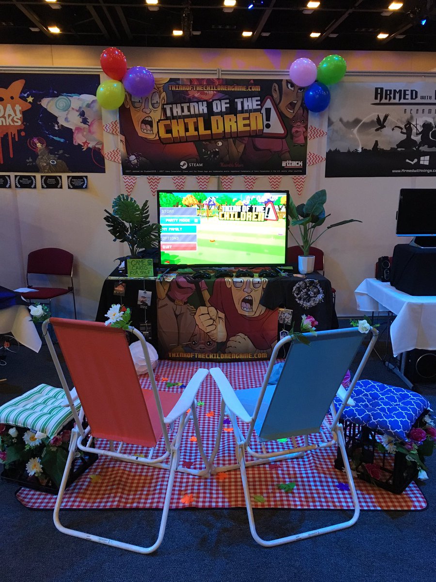 minibossaudio's tweet photo. Had an awesome time at #AVCon2017 this past weekend! Huge thanks to @pastasauca for setting up the dankest booth there! https://t.co/05nIM6ynCm