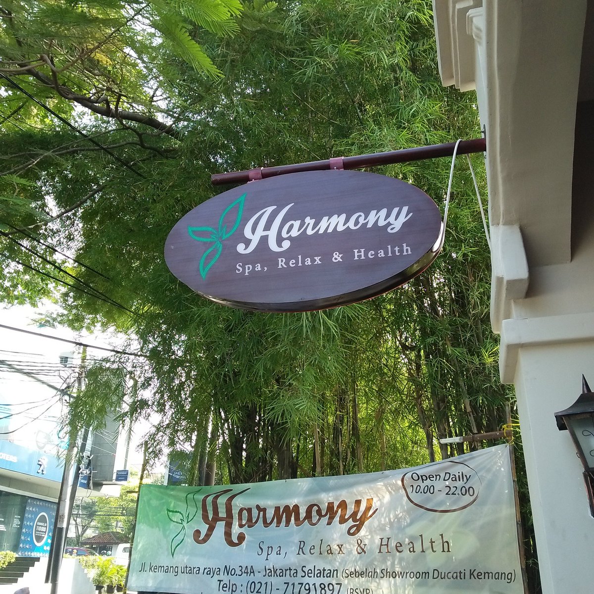 Angga16031915's tweet photo. Harmony Spa Kemang, #massagetraditional#balinesmassage#thaimassage#bekam#refleksi#totokwaja
RVS
WA 087888191399 
https://t.co/n5aUALenMI https://t.co/uA9FtPlWsz
