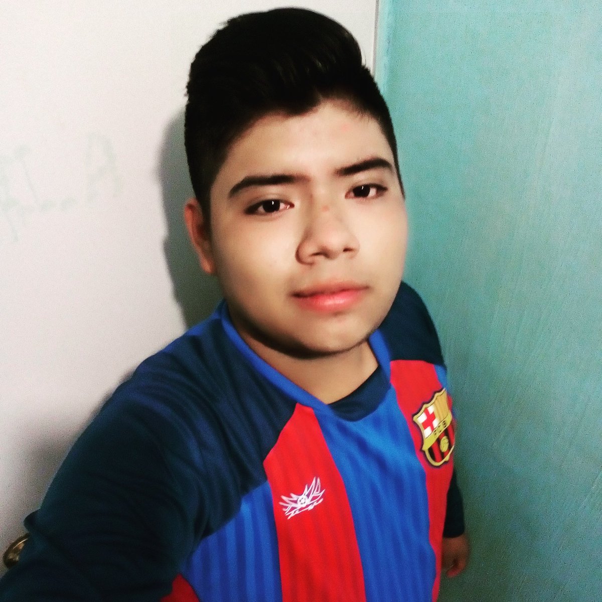 VctorManuelLo13's tweet photo. #NuevaFotoDePerfil https://t.co/Uvi1NHMQFa