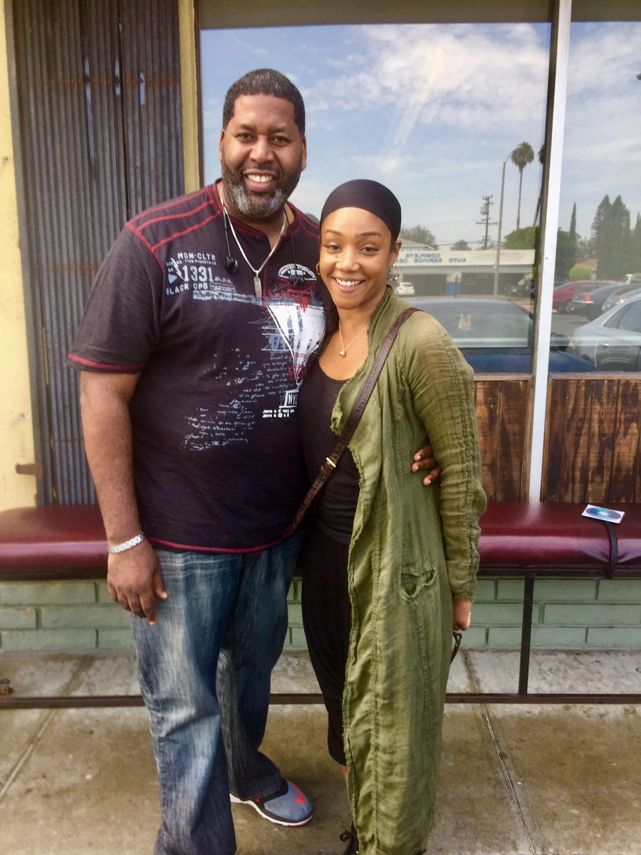 OriesList's tweet photo. Tiff thx 4 showing Love & Support Congrats @tiffanyhaddish #GrilsTrip @OriesList @BlackStar_LA #GetThereTransportion https://t.co/TMI5zeYmih