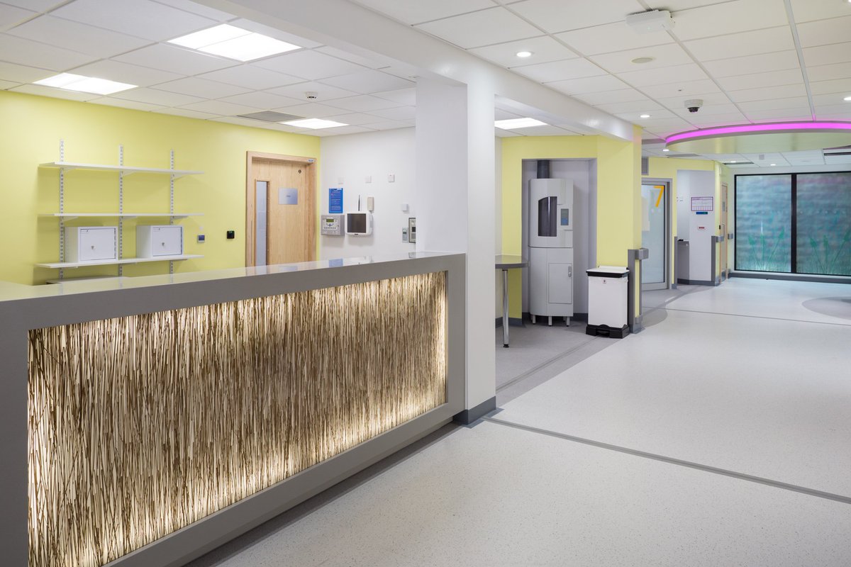 BridgerCarr's tweet photo. The new face of Critical Care in Bradford #criticalcare #healthcare @BAMConstructUK @BTHFT @DSSRSustainable @SmartGlassInt @DraegerNews https://t.co/BJBQBraYLK
