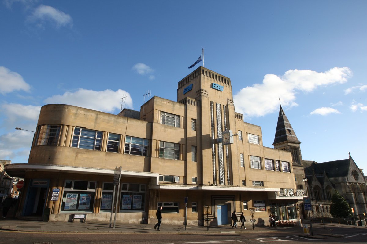 Bournemouthecho's tweet photo. Fancy working with us? We're looking for a senior reporter to join our team. Full details here https://t.co/RT13HWlT51 #journalismjobs https://t.co/qD4Fyn85zF