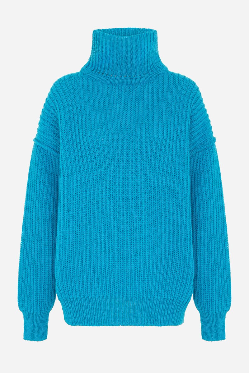 vargltd's tweet photo. #NewIn - punchy primary colours from @year1collective #knitwear #AW17 #YearOneCollective https://t.co/tyzNZeIykI