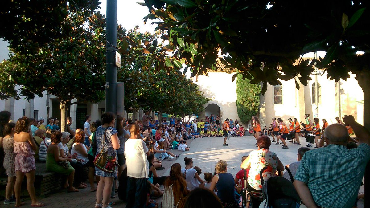 #Sonada2017 Nombroses persones es van reunir a Santa Susanna per gaudir de la percussió. Gràcies als grups i a tots els assistents!