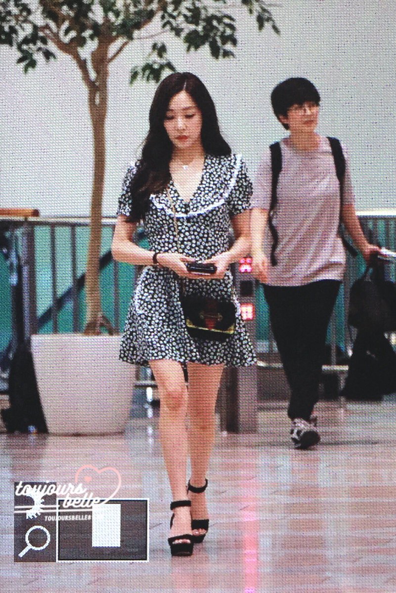 81toujoursbelle's tweet photo. 170726-1 #티파니 #TIFFANY https://t.co/SMi57AwyBN