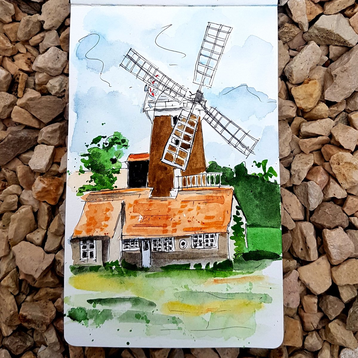 MattScarab's tweet photo. #cleymill #cleynextthesea #Norfolk #sketch #watercolour #moleskine #pleinair #sketchjournal #Sketching https://t.co/UlgBt2kWhA