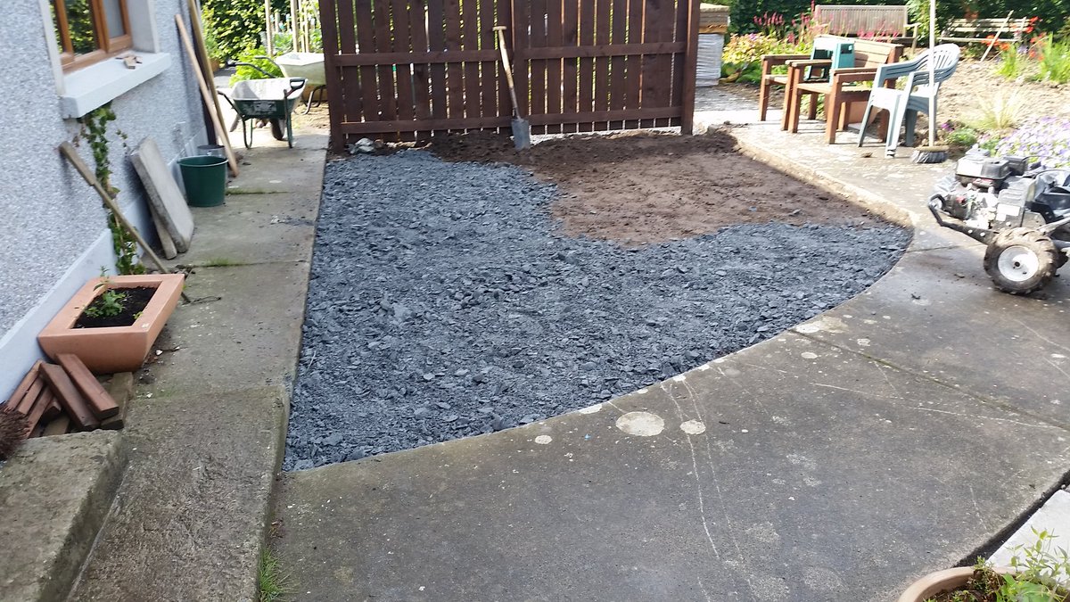 builtbybarryBBB's tweet photo. 1 tonne down https://t.co/XmUBo33046