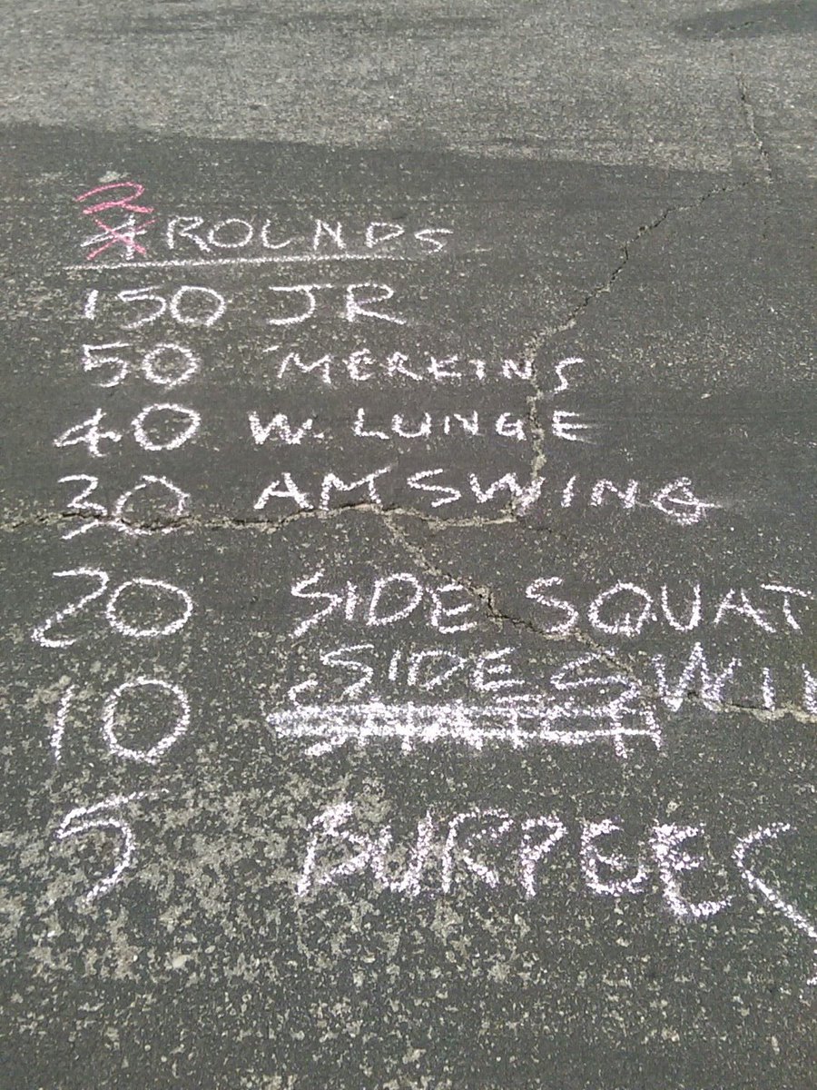 Ratchet_F3's tweet image. It was a 2 Pood morning. #RopesNBells #kettlebells @F3Knoxville @F3Tennessee