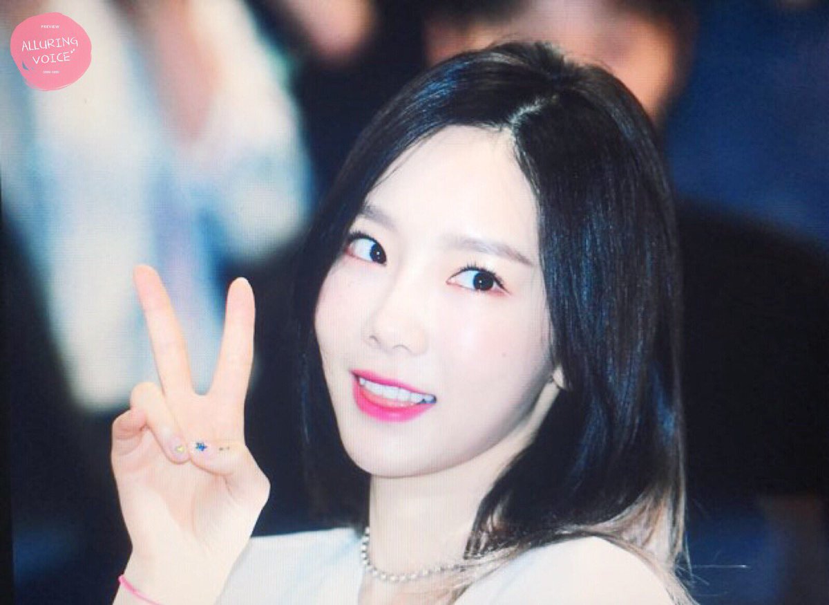 alluring_voice's tweet photo. 170726 #태연 #taeyeon https://t.co/Kbjte4hrWu