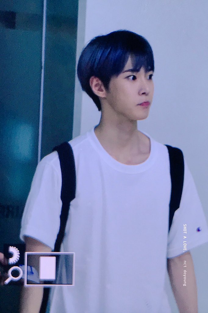 shot_a_love's tweet photo. 170726 GMP #도영 https://t.co/fxQM2P2kNA