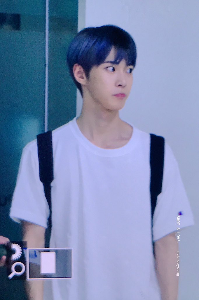 shot_a_love's tweet photo. 170726 GMP #도영 https://t.co/fxQM2P2kNA