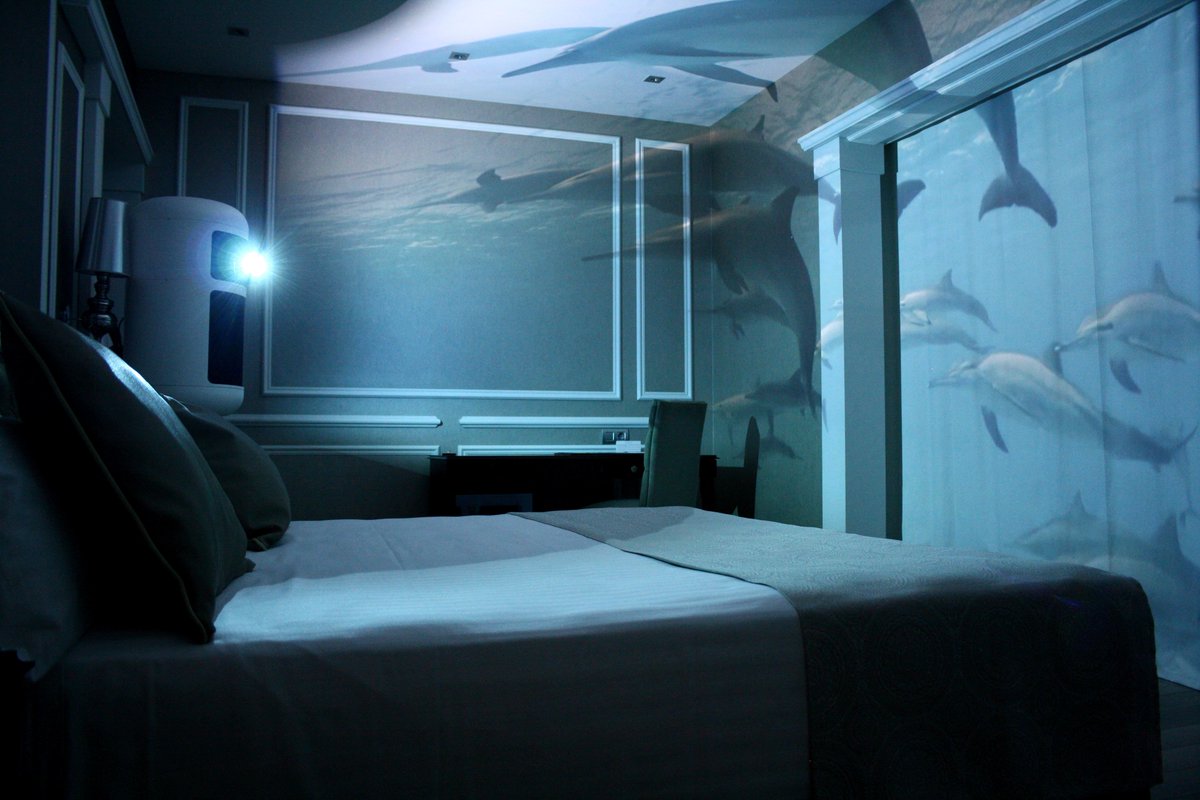 CataloniaHotels's tweet photo. ¿Quieres vivir una experiencia pionera a nivel mundial? #ImmersiveArtJuniorSuite @BROOMXTech https://t.co/o3FnuKhNqz https://t.co/8ceHX3dIvp