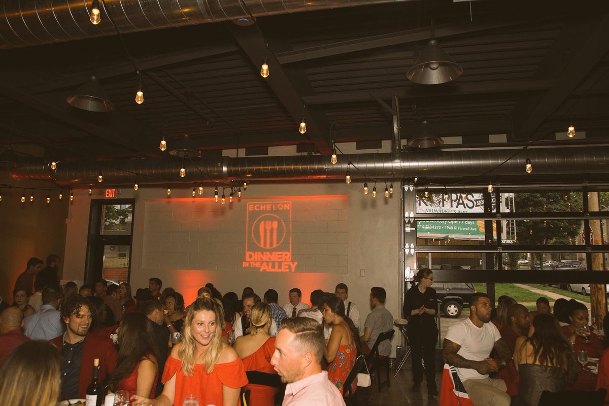 TheMelindaD's tweet photo. 2nd annual @EchelonMKE #DinnerInTheAlley was a success! Proceeds support the @SAmilwaukee's Emergency Lodge. We also celebrated my b-day!😊 https://t.co/De96K3O94I