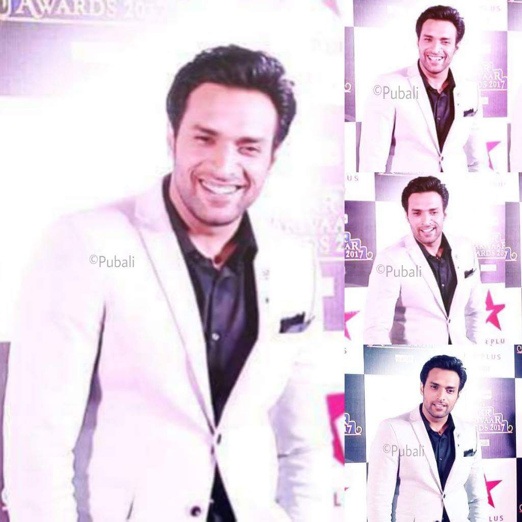 akta_pori's tweet photo. His " @ShaleenMalhotra " charming PERSONALITY makes him special apart 4m da rest...❤❤❤❤❤❤❤
#Dapper_AF💖
#Da_Swagger💘💘 https://t.co/ELpHpr3czy