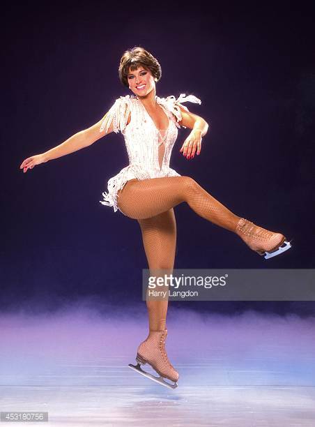 Happy Birthday to Dorothy Hamill who turns 61 today! 