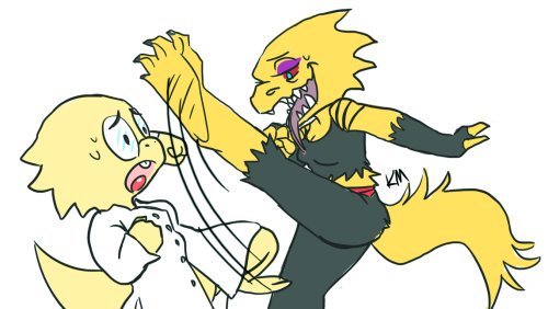 "A human? Sounds awesome."
Royal Guard Co-Captain
Smol dino
RTs help out.