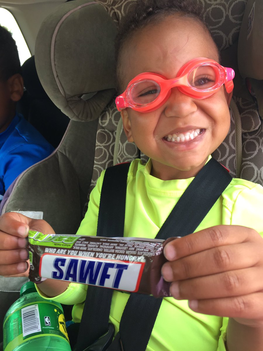 SoyAmanda15's tweet photo. @real1 @BigCassWWE give these boys a retweet! They love the #WWE #MNBeachLife https://t.co/TgH8CQgLsT
