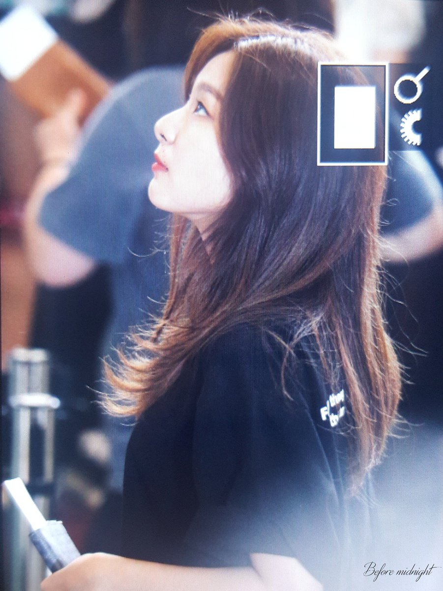 BFmidnight's tweet photo. 170726 레드벨벳 슬기 GMP 출국 프리뷰 #RedVelvet #SEULGI https://t.co/mFhiRxG18V