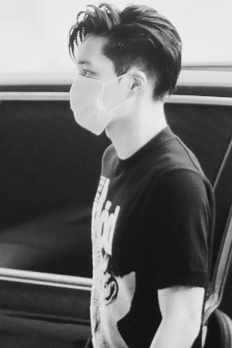 kai_n_kimjongin's tweet photo. 🛫🛫🛫 https://t.co/JxD4kacBTw