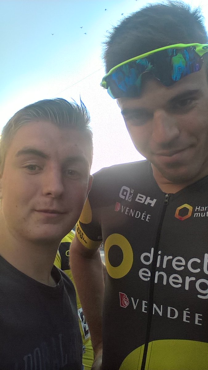 BissonBidon's tweet photo. #criteriumlisieux avec @L_Calmejane https://t.co/QYCWR8JiOy