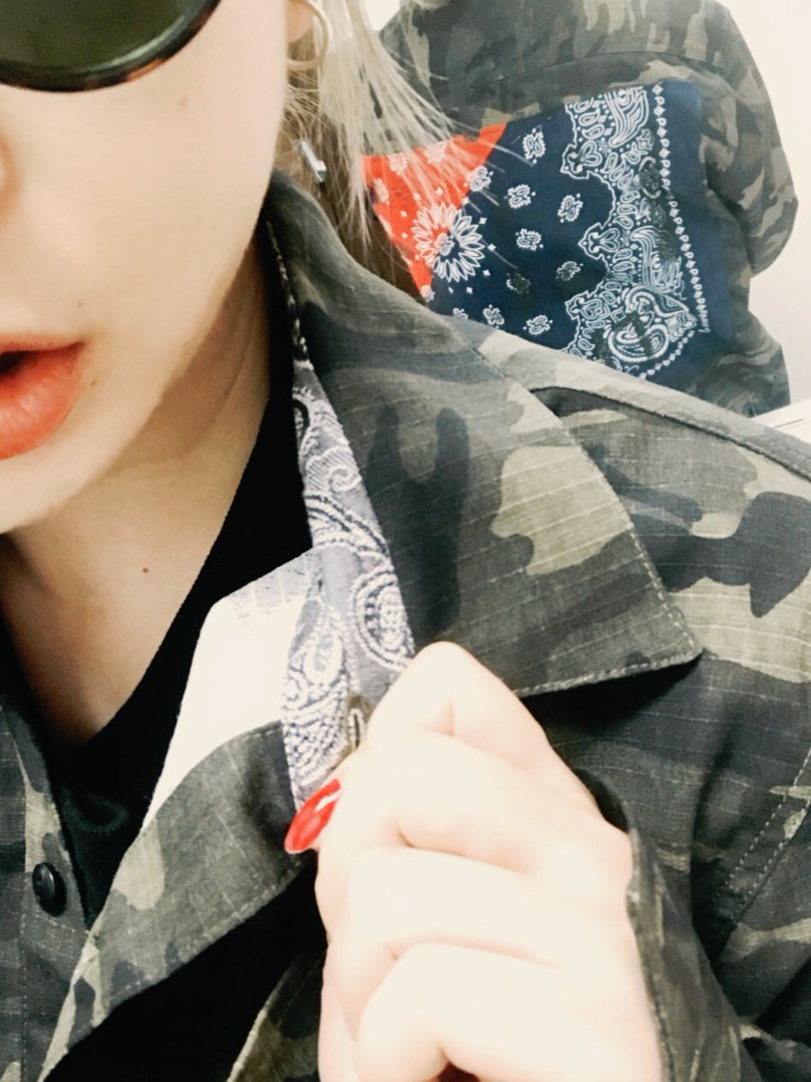 Riii74v's tweet photo. 🌹Zephyren秋冬新作🌹

BANDANA CHECK SHIRT L/S -Inhale the black-

着用はCAMOです♪
他にCHECKが3カラーありますよ☻

詳しくは▷https://t.co/F3Huu9PR8V

#street #shirt #柄×柄 https://t.co/dmnBRcFUgB