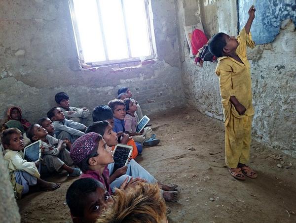 educationcampgn's tweet photo. This is the current position of schooling in Sindh. Plz speak up for education, https://t.co/rk2kpOb1tN