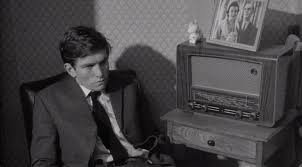 LuxuryBookClub's tweet photo. What’s your favourite film adaptation? 
Here’s one of ours...
#BillyLiar #TomCourtenay https://t.co/9vYCAglWiF