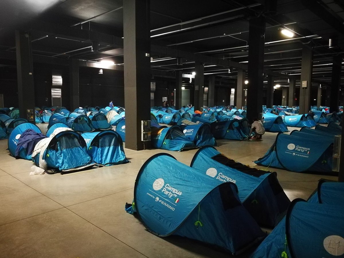 tommigame's tweet photo. @campuspartyIT thank you! :D So exciting to have been part of this first Italian edition! See you the next year!
#VR #CPIT1 #TOMMI https://t.co/kxEGdlbFaA