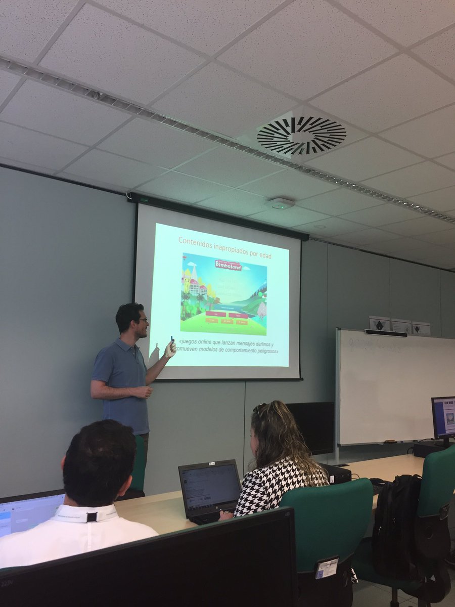 Alediaganet's tweet photo. CIBERSEGURIDAD Y MENORES. Dr. Manuel Ransán. Contenidos #inapropiados, conductas #peligrosas y #contactos #dañinos. Convenio de #Lanzarote, https://t.co/uWZ9qi9EaK