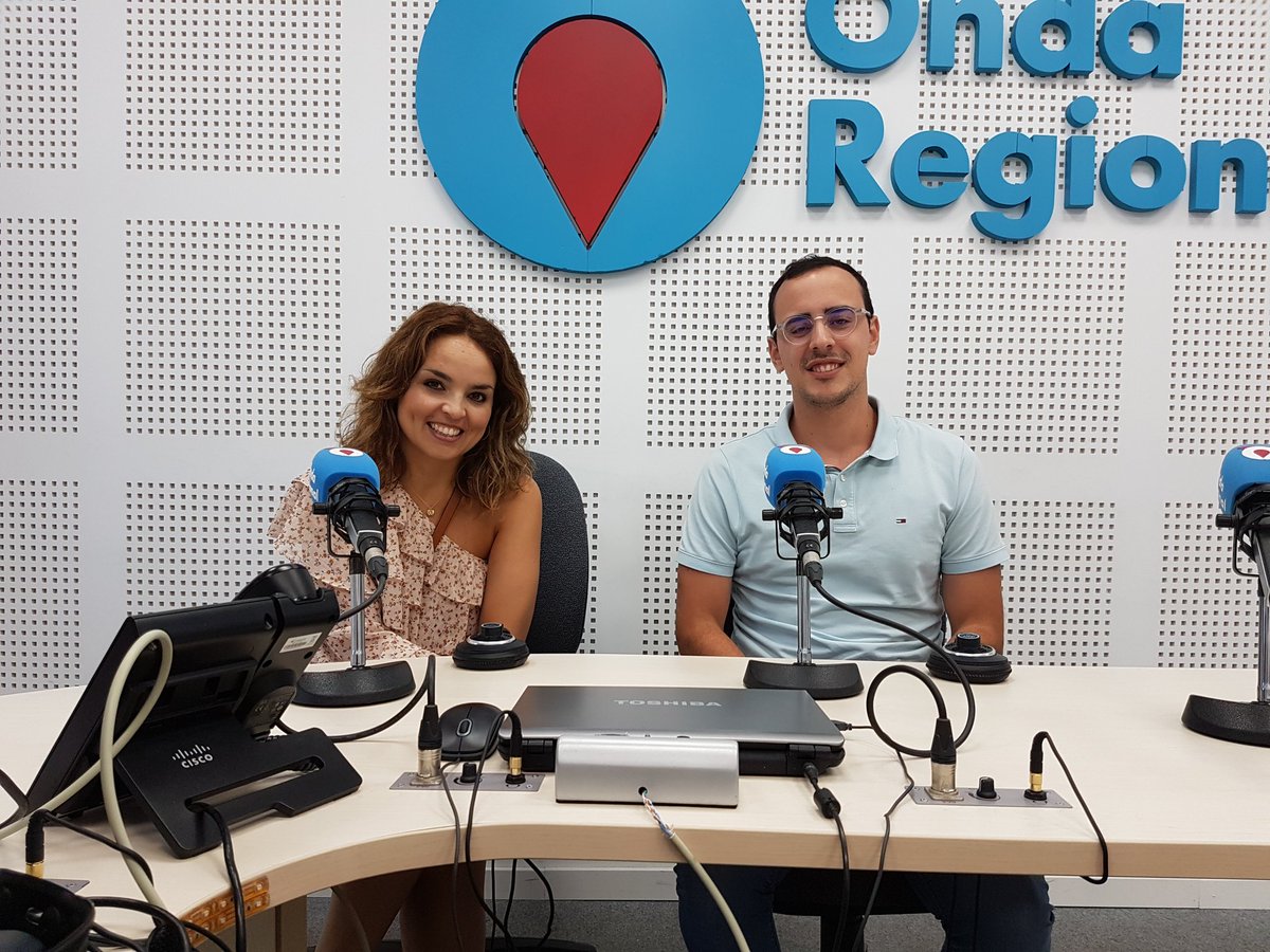 ¡Buenos días! En verano tenemos que cuidar especialmente nuestros pies. Vamos a saber cómo conversando con <a href="/CSemperePodo/">Carlos Sempere Bonet</a> de <a href="/Podoactiva/">Podoactiva</a>