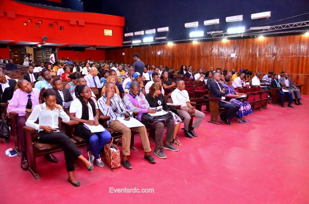 EVENTSRDCCOM's tweet photo. Ce qu'a été le 1er jr de #TransformersDays à #Kinshasa @FiyouNdondoboni @guyntoto @dadou_moano @moise_katumbi @EddyEDIAME @alkitenge @kkmtry https://t.co/WcwfG2cCaE