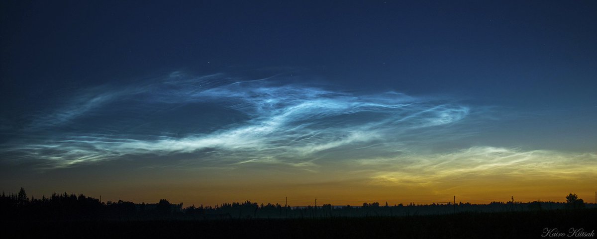 kairokiitsak's tweet image. A nice display of noctilucent clouds in Simuna, #Estonia 26/07/2017 #spaceclouds #noctilucentclouds #spaceweather #weatherphoto #StormHour